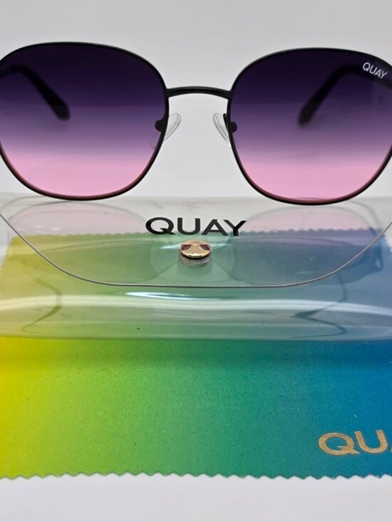 Quay Australia Jezabell Black Frame Black Pink Fade Lens Sunglasses w/ Case 57mm main image 15
